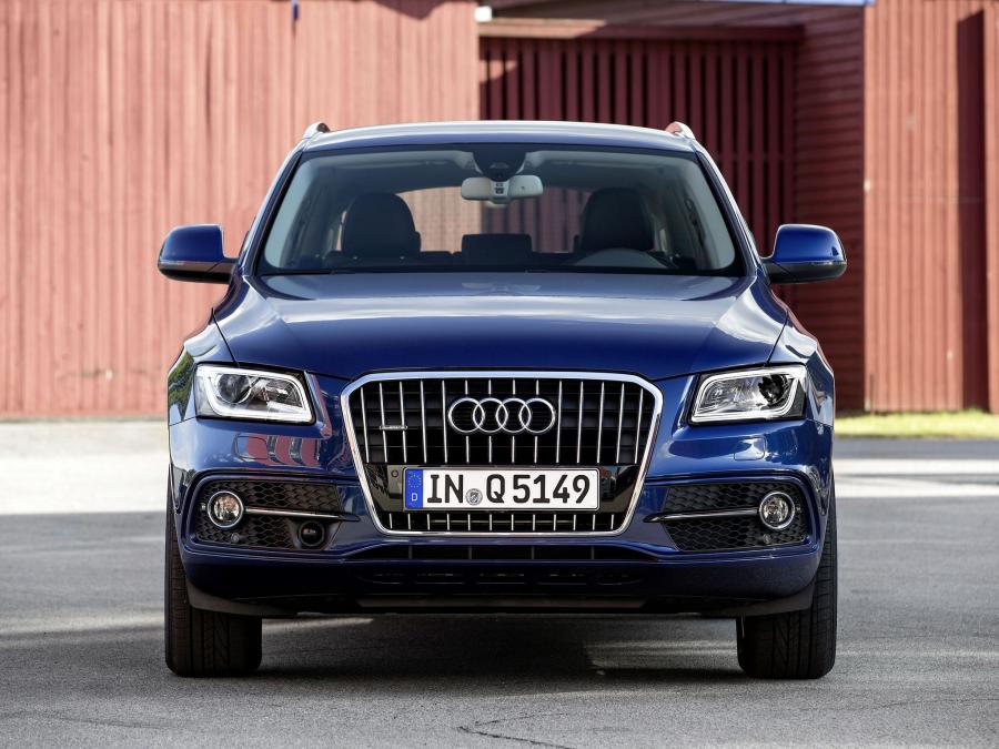  Audi Q5 2.0 TDI Quattro S-Line (8R) 2012 года  (WW) (фото 3 из 3)